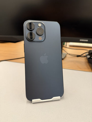 Apple iPhone 15 Pro Max (256 Gb) - Titânio Preto Titânio Preto