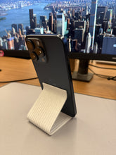 Carregar imagem no visualizador da galeria, Apple iPhone 15 Pro Max (256 Gb) - Titânio Preto Titânio Preto