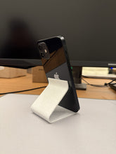 Carregar imagem no visualizador da galeria, Apple iPhone 12 (64 Gb) - Preto Preto