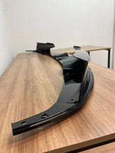 Carregar imagem no visualizador da galeria, Front Lip M Sport Black Piano para BMW F30
