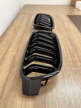 Carregar imagem no visualizador da galeria, Grade de Filete Duplo M3 p/ F30