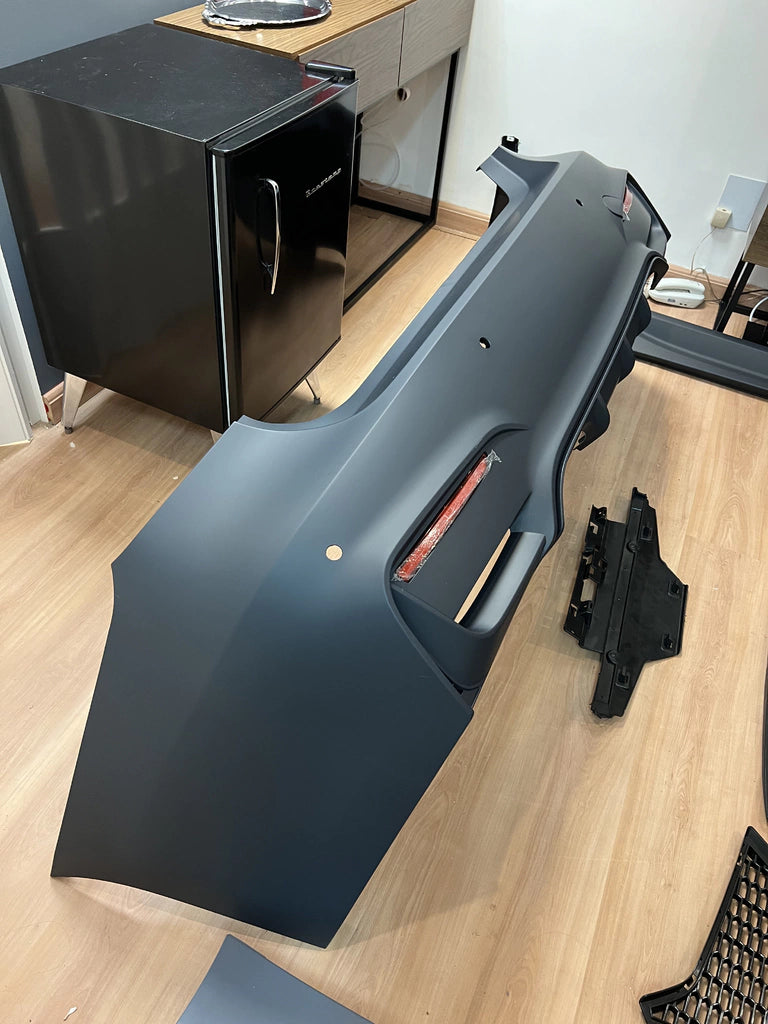 Bodykit M3 p/ BMW F30 (2013-2018)