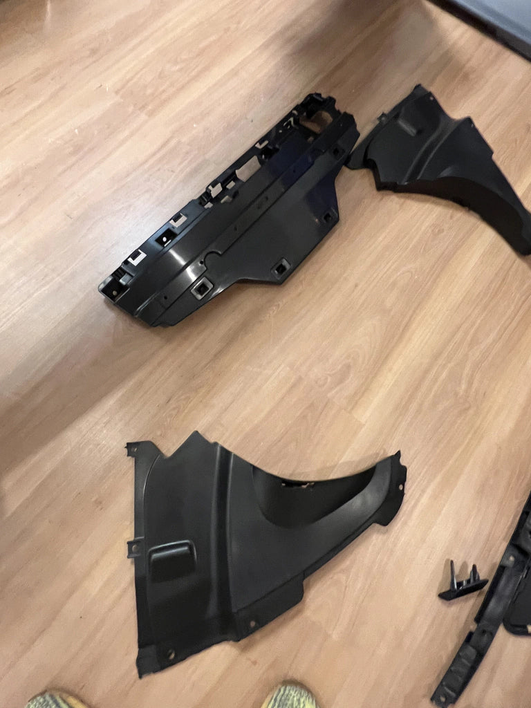 Bodykit M Sport p/ BMW F30 (2013-2018)