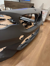 Carregar imagem no visualizador da galeria, Bodykit para BMW F22 Estilo M2